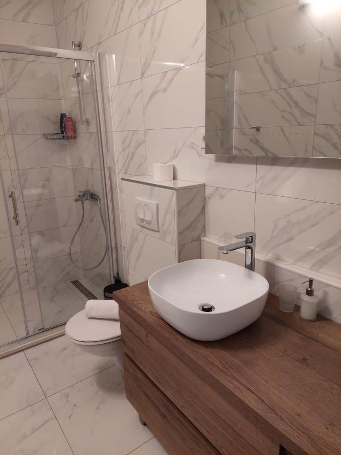 Barba Ante Hotel Vis Buitenkant foto